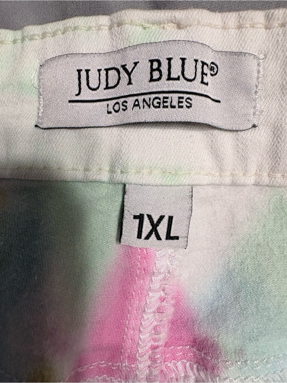 Judy Blue TieDye Denim Cutoff Shorts Size 1X 14w/16w - Picture 4 of 9